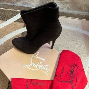 Christian Louboutin Goya plain boot chocolate size 37.5 use